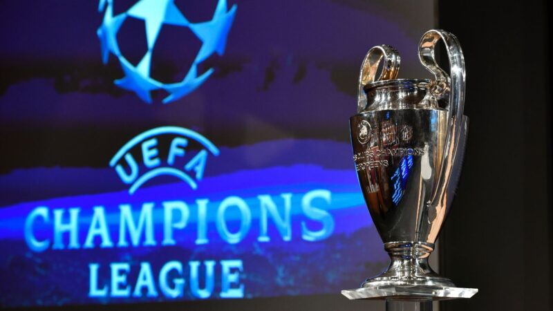 Barcelona avança para oitavas de final na Liga dos Campeões