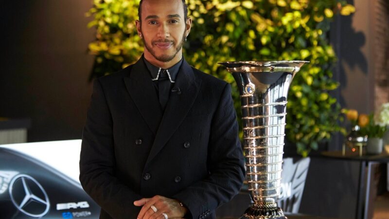 Personalidade do esporte do ano de 2020: Lewis Hamilton é o vencedor