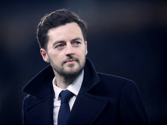 Ryan Mason: Dirigir no futebol pode não existir em 10-15 anos