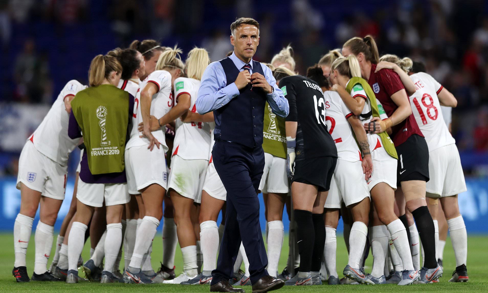 Phil Neville deixa Lionesses e se junta ao Inter Miami