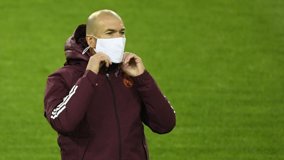 Zinedine Zidane: Chefe do Real Madrid teste positivo para Covid-19 antes do jogo com Alavés