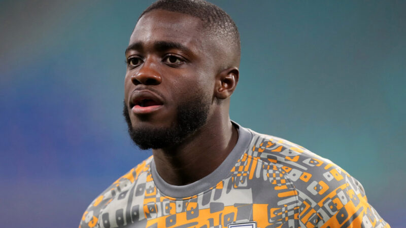Liverpool e Chelsea lutam por Upamecano no verão / Rumores de Transferência