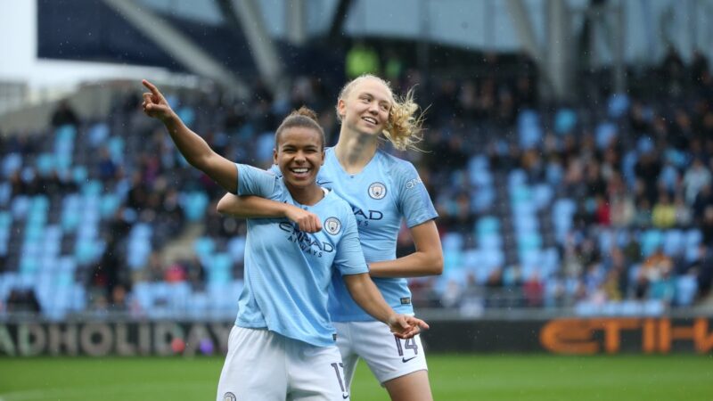 Man City venceu Man Utd para chegar em segundo lugar na Superliga Feminina