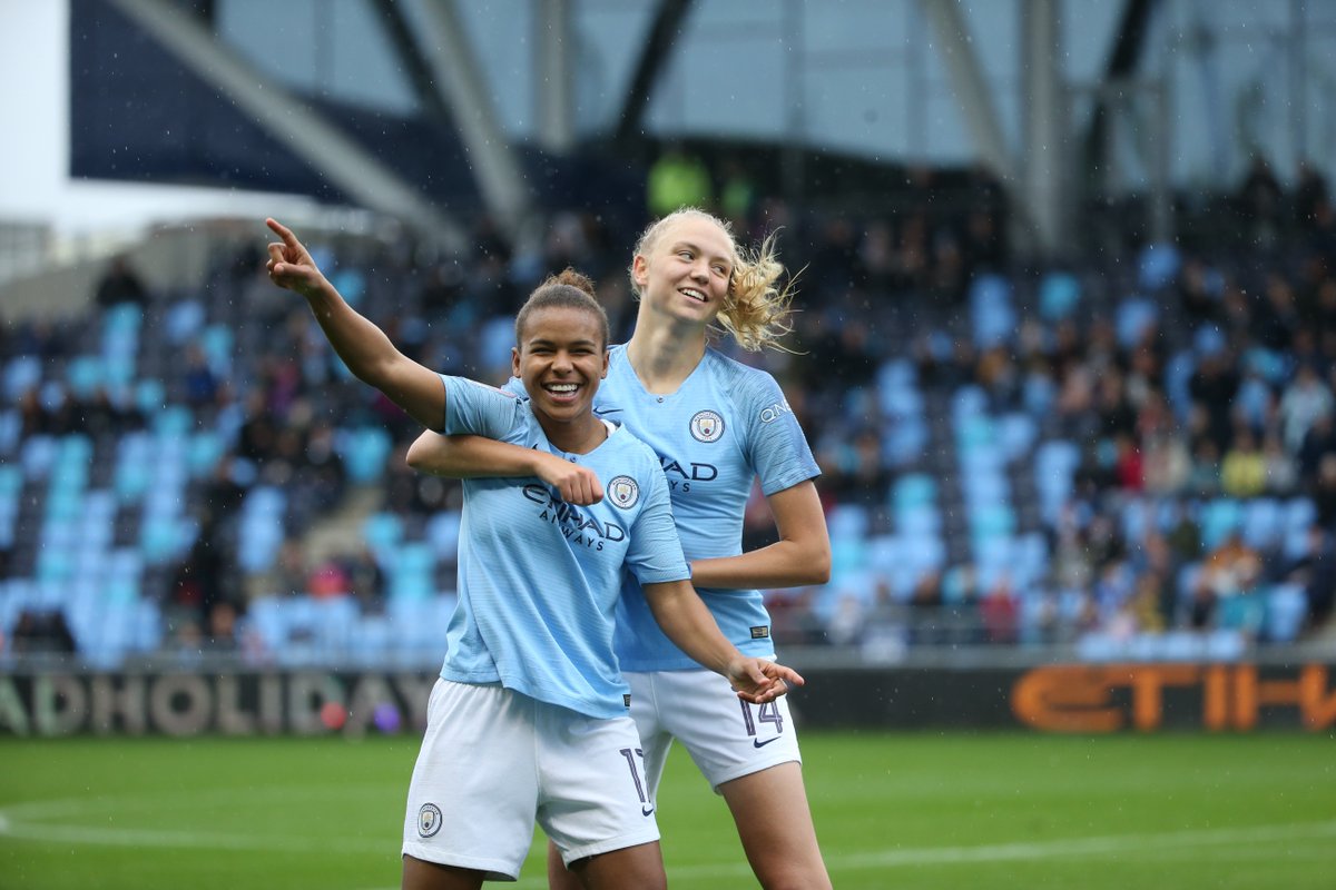 Man City venceu Man Utd para chegar em segundo lugar na Superliga Feminina
