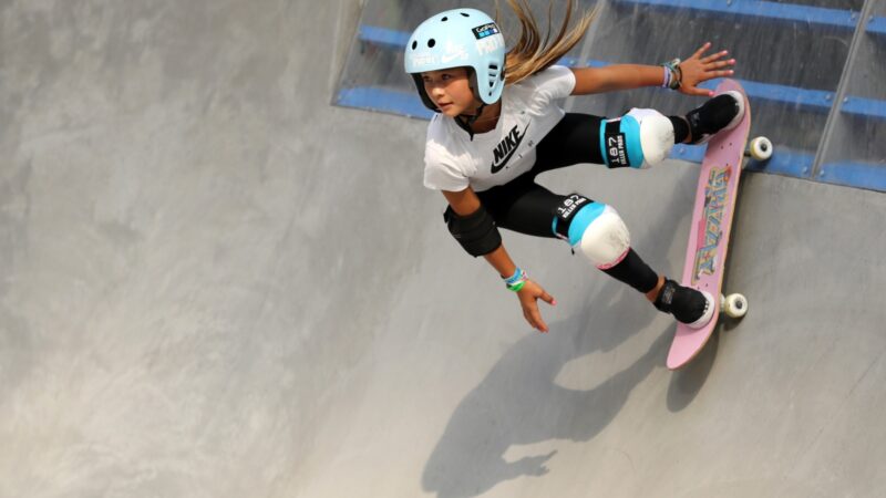 Sky Brown: 13 coisas que você precisa saber sobre a estrela do skate de 13 anos