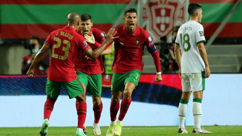 Cristiano Ronaldo quebra recorde internacional masculino com 110º e 111º gols