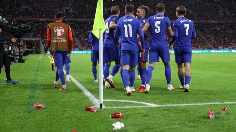 Hungria v Inglaterra: jogadores visitantes abusados ​​racialmente na Puskas Arena