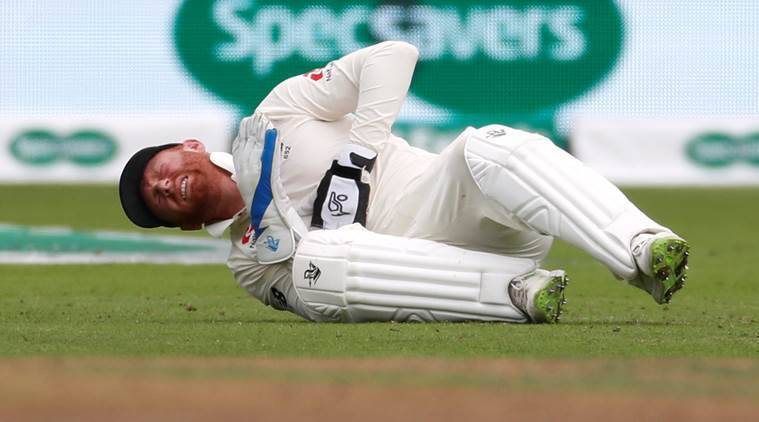 Jonny Bairstow: Homem preso por agressão após invasão do campo Oval