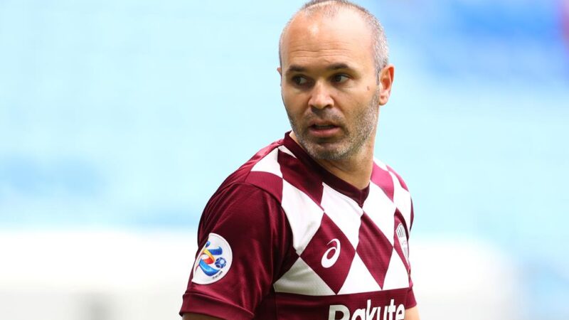 Andres Iniesta: ‘Um dia gostaria de voltar a Barcelona – mas ainda não terminei de ganhar troféus no Japão’