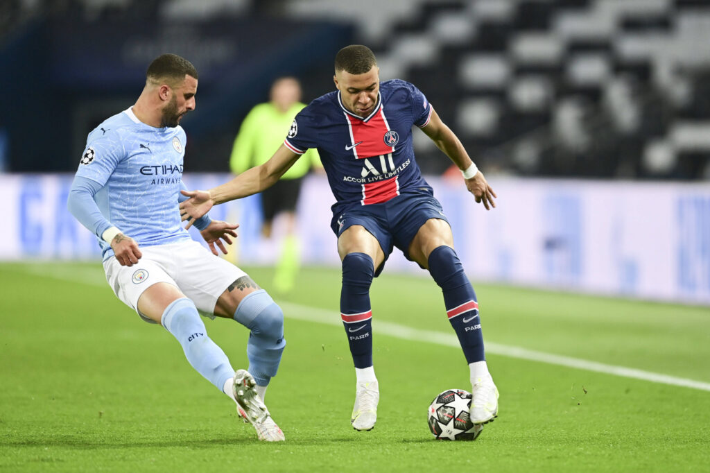 Copa do Mundo 2022: Inglaterra x França – Kyle Walker ‘não vai estender tapete vermelho’ para Kylian Mbappé